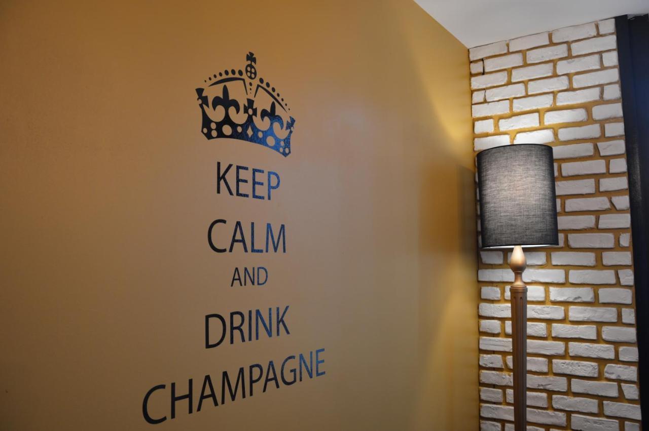 Groom Epernay - Jacuzzi & Champagne Luaran gambar