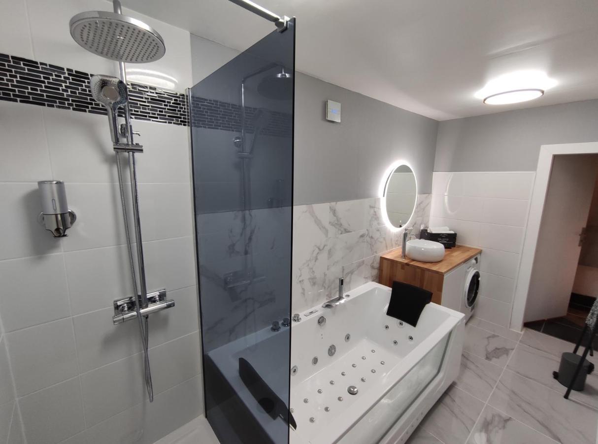 Groom Epernay - Jacuzzi & Champagne Luaran gambar