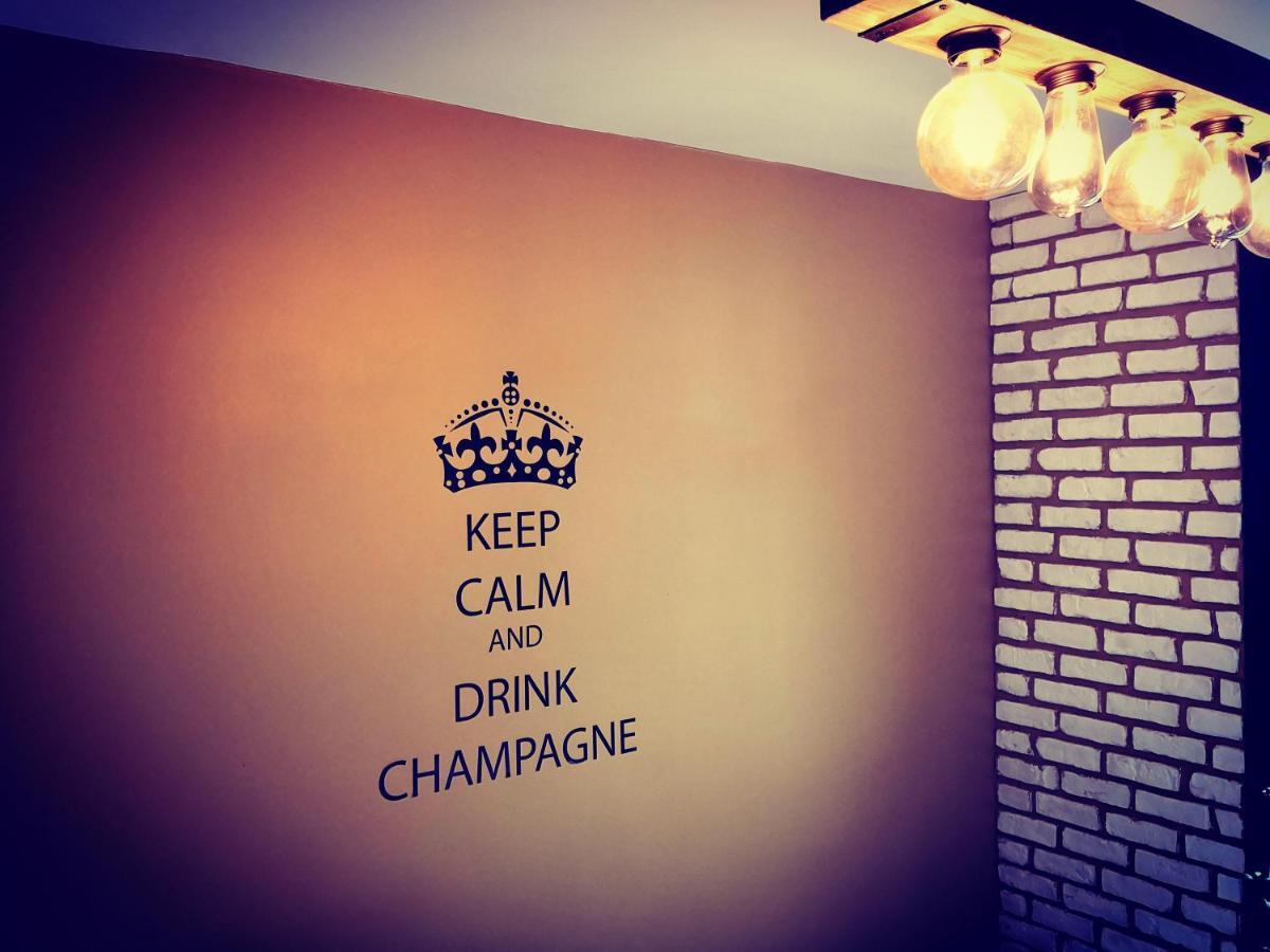 Groom Epernay - Jacuzzi & Champagne Luaran gambar